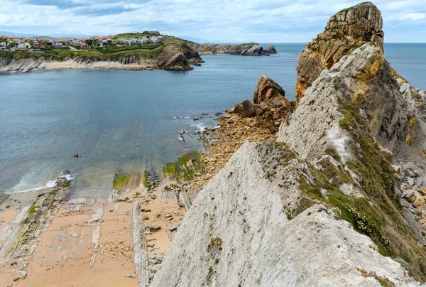 Atlantik Okyanusu kıyı şeridi Portio Beach yakınındaki — Stok fotoğraf