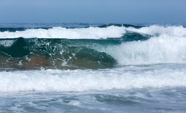 Havet surfa vågor. — Stockfoto