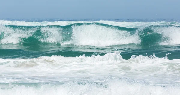 Sea surf våg. — Stockfoto