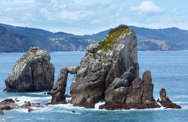 Biskay Körfezi kıyılarında manzara, İspanya. 