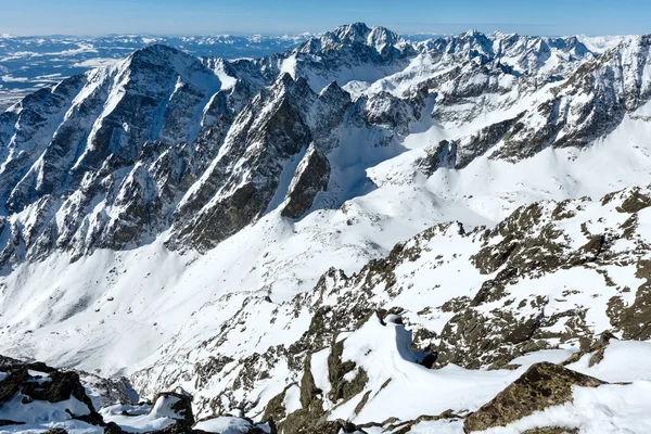 Paisaje de montaña de invierno. —  Fotos de Stock