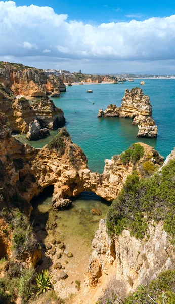 Miasto Lagos lato linia brzegowa (Algarve, Portugalia). — Zdjęcie stockowe
