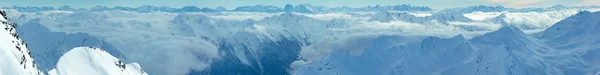 Dolomiten Alps görünümü (Avusturya) kış. Panorama. — Stok fotoğraf