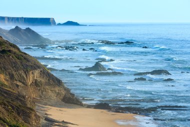 Akşam okyanus manzarası (Algarve, Portekiz).