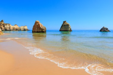Algarve beach Dos Tres Irmaos (Portekiz)