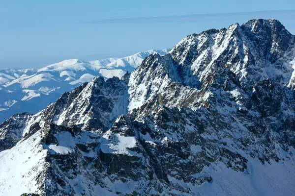 Winterliche Berglandschaft. — Stockfoto