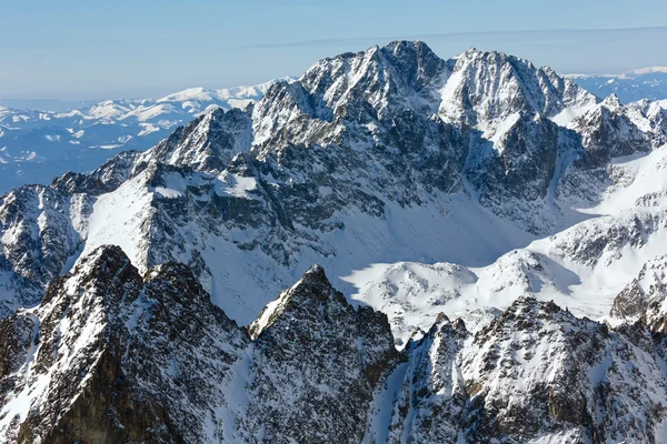 Paisaje de montaña de invierno. —  Fotos de Stock