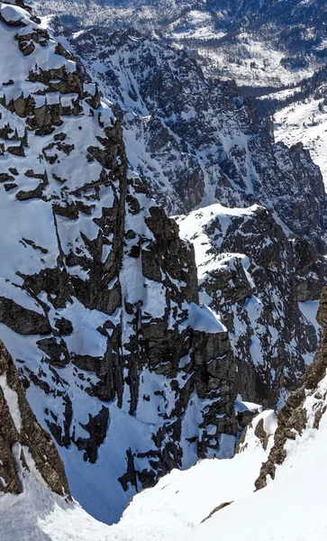 Paisaje de montaña de invierno. — Foto de Stock