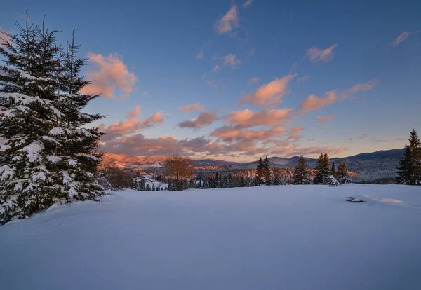 Alpine Village Outskirts Last Evening Sunset Sun Light Winter Snowy — Stock Photo, Image