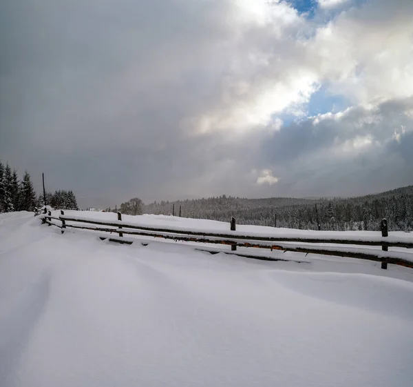 Countryside Hills Groves Farmlands Winter Remote Alpine Mountain Village — Stock Photo, Image