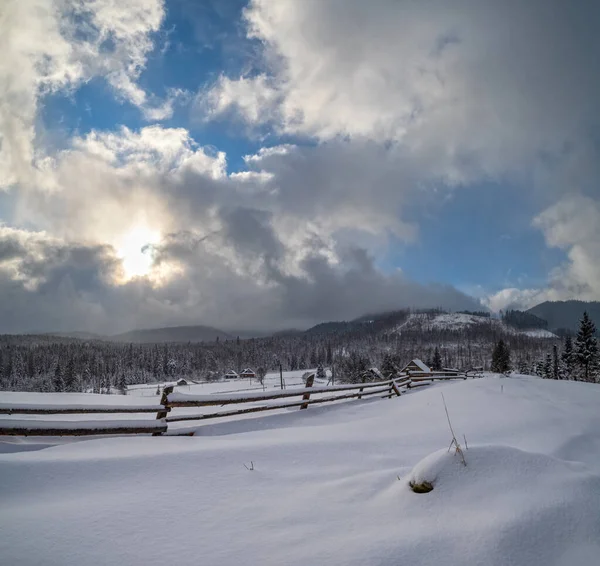 Countryside Hills Groves Farmlands Winter Remote Alpine Mountain Village — Stock Photo, Image