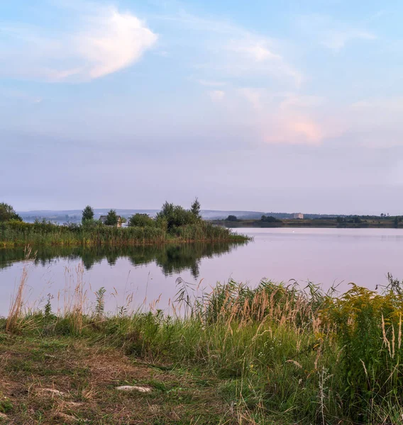 Вечірня Сутінка Озері Літньої Долини Природні Сезонні Погодні Умови Концепція — стокове фото