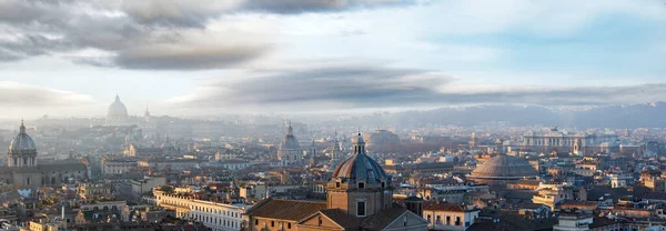 Rome Panorama Supérieur Ville Italie Tous Les Gens Sont Méconnaissables — Photo