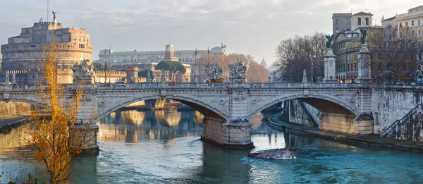 Roma Ciudad Mañana Panorama Italia Izquierda Mausoleo Adriano Castillo Del — Foto de Stock