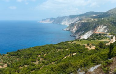 İyon Denizi kıyılarında görünümü (kefalonia, Yunanistan yaz)