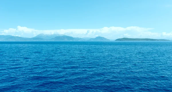 Vista al mar desde el ferry (Grecia) ) — Foto de Stock