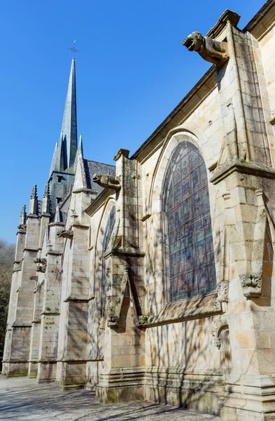 Kościół Saint-Léonard, Fougères, Francja. — Zdjęcie stockowe
