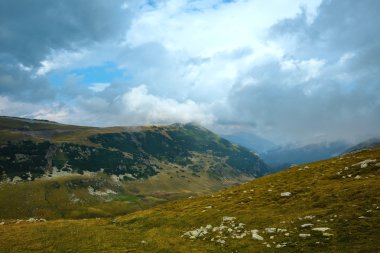 Yaz transalpina road (Karpatlar, Romanya).