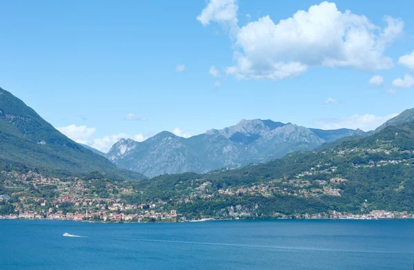コモ湖 (イタリア) ビュー. — ストック写真
