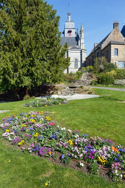 Eglise Saint-Léonard, Fougeres, France . — Photo