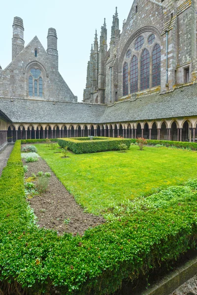 A galeria gótica do mosteiro de São Miguel. Mont Saint-Michel , — Fotografia de Stock