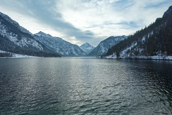 Plansee widok zima jezioro (Austria). — Zdjęcie stockowe