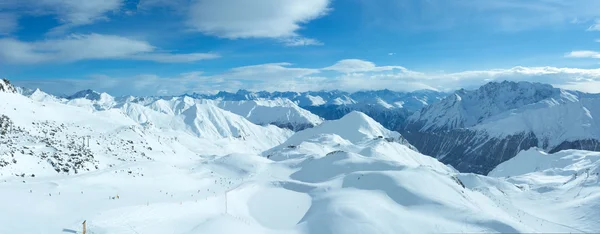 Silvretta 阿尔卑斯山冬季视图 (奥地利)。全景. — 图库照片