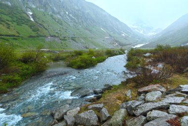 Passo del San Gottardo yaz peyzaj (İsviçre).
