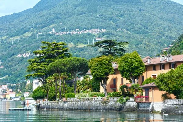 コモ湖 (イタリア) 海岸ビュー. — ストック写真