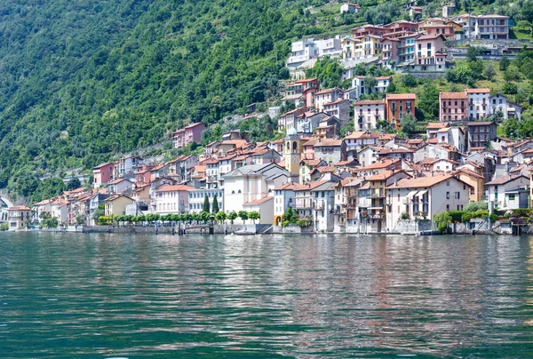Blick auf den Comer See (Italien). — Stockfoto