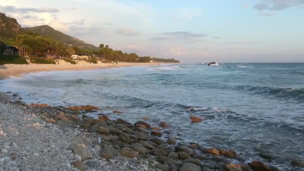 Deniz gün batımı manzarası (Yunanistan, Lefkada, İyon Denizi). — Stok video