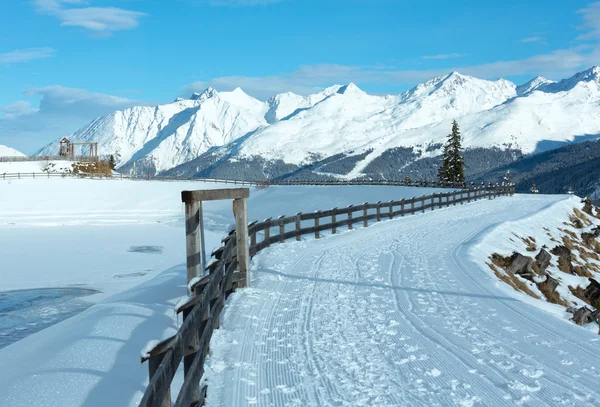 Téli hegyi táj. Kappl ski resort, Ausztria. — Stock Fotó