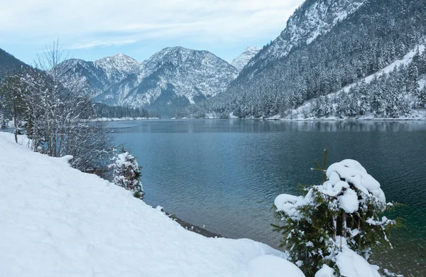 Plansee see (Österreich) winter view. — Stockfoto