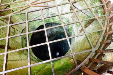 Eski demir ızgara ile iyi