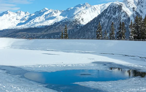 Paesaggio montano invernale. Comprensorio sciistico Kappl, Austria . — Foto Stock