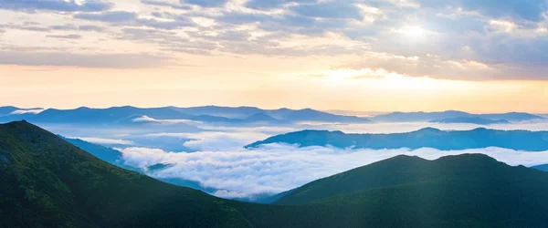 Summer cloudy sunrise mountain panorama — Stock Photo, Image