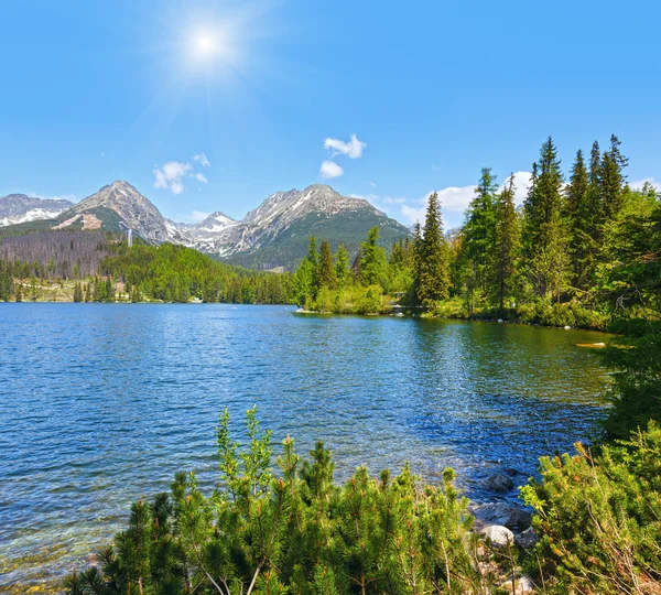 Strbske Pleso (Slovakia) spring view. — Stock Photo, Image