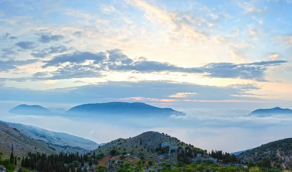 Sunrise summer mountain landscape ( Kefalonia, Greece). — Stock Photo, Image