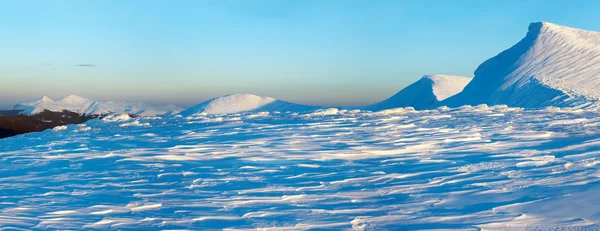 Panorama de montagne crépusculaire — Photo