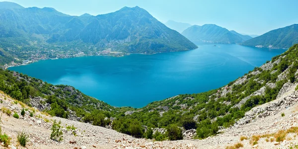Fjärden av kotor sommaren panorama, montenegro — Stockfoto