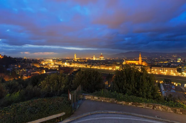 Nacht Florence bovenaanzicht (Italië). — Stockfoto