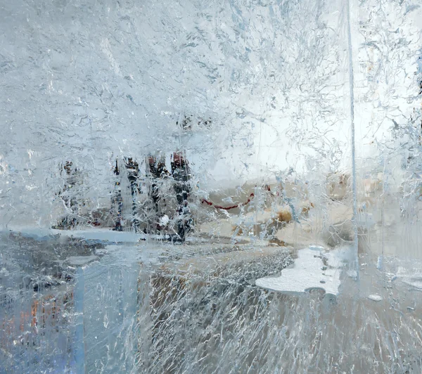 Parede transparente glacial de gelo com padrões . — Fotografia de Stock