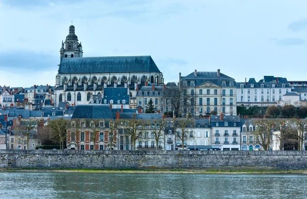 Blois nad rzeką Loire (Francja). — Zdjęcie stockowe