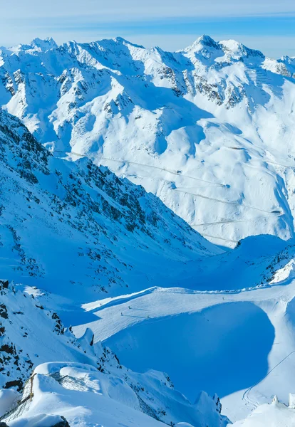 Vinterlandskap berg (Österrike). — Stockfoto