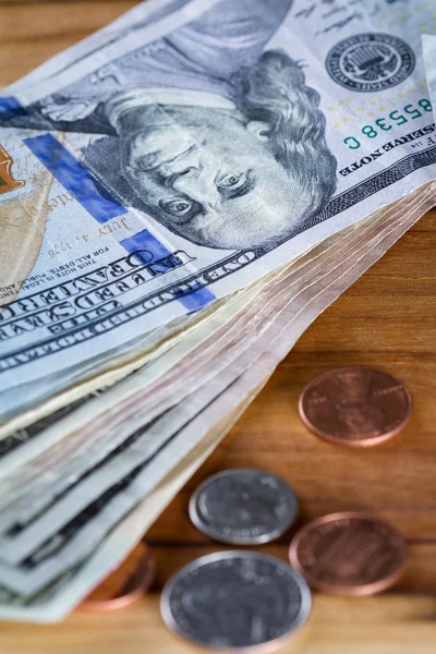 Chash money on a table — Stock Photo, Image