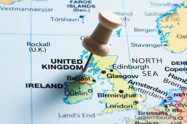 Великобритания на карте — стоковое фото