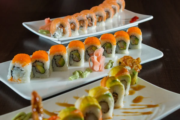 Prato de sushi preparado na hora — Fotografia de Stock