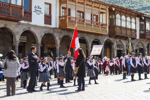 Vereidigung der Schulpolizei oder juramentacion de la policia esc — Stockfoto