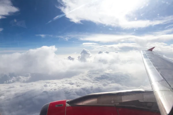 別の視点からの雲の形成 — ストック写真