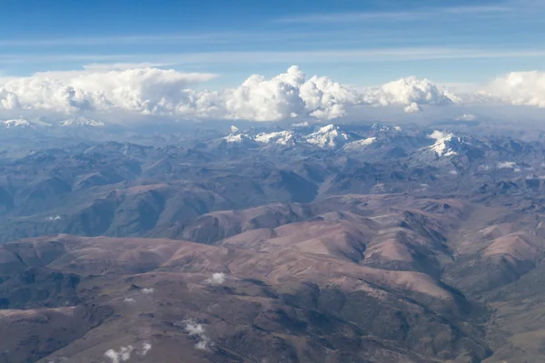 Flygfoto över bergen i Peru — Stockfoto